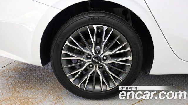 기아 더 뉴 K3 2세대