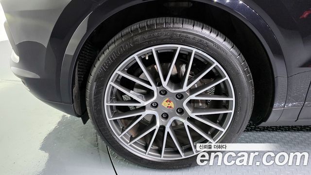포르쉐 카이엔 (PO536)