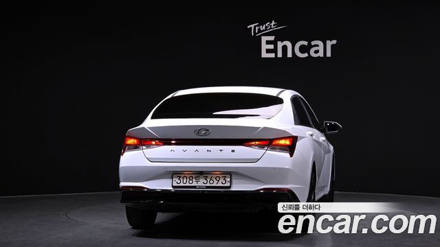 현대 아반떼 하이브리드 (CN7)