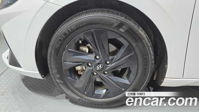현대 아반떼 하이브리드 (CN7)